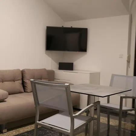Apartment Mk Nin 4 *